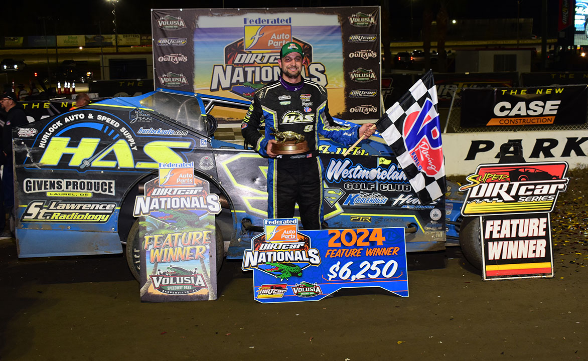 LUCKY GATOR: Matt Sheppard Scores Chaotic DIRTcar Nationals Win at Volusia