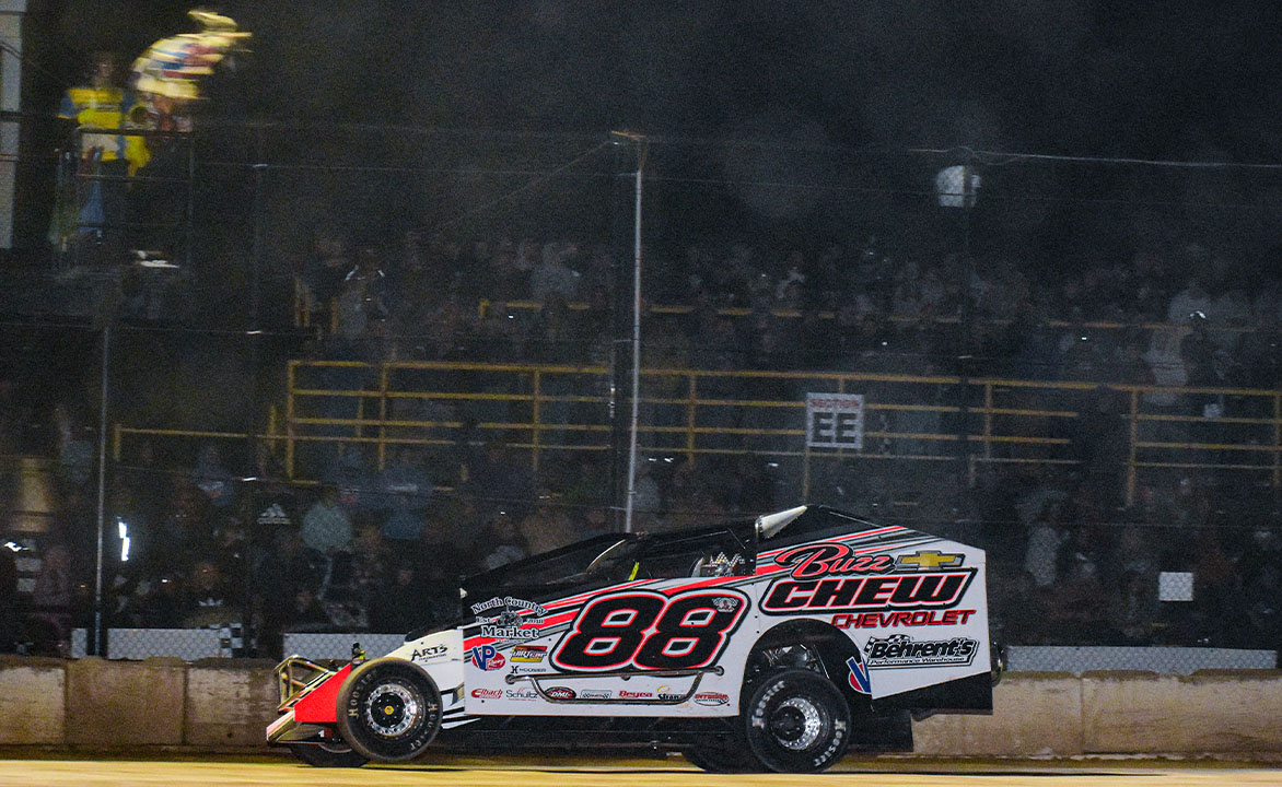 BIG R CONQUEROR: Mat Williamson Wins Ron Martin Summer Nationals at Ransomville